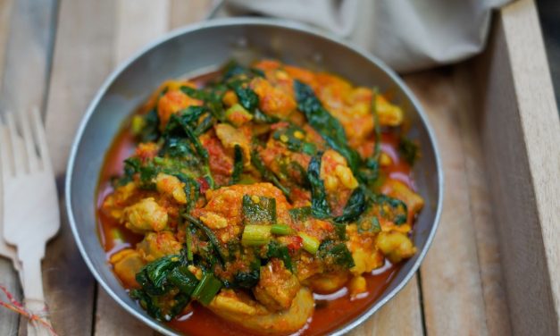 Ayam Woku: Kuliner Khas Manado Yang Menggugah Selera