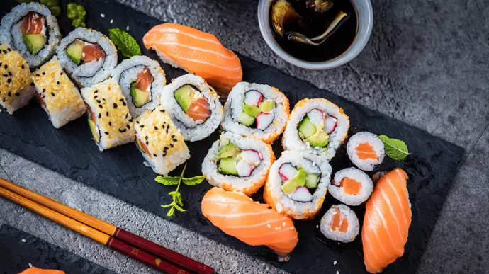 Sushi Jadi Gaya Hidup Gen Z: Kenapa Anak Muda Tergila-gila?