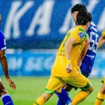 Kekalahan Persebaya, Suporter Serbu Dengan Sindiran Tajam