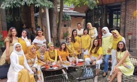 Lifestyle Ibu-Ibu Sosialita: Kehidupan Glamour Dan Kegiatan Sosial
