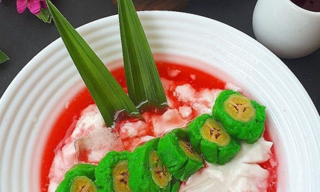 Rahasia Kelezatan Pisang Ijo, Camilan Legendaris Makassar