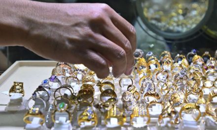 Harga Emas Antam 2026: Naik, Kini Sentuh Rp 2,9 Juta Per Gram!