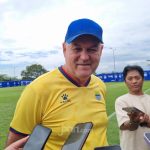 Pelatih Persib Bojan Hodak Singgung Pembenci Beckham Putra