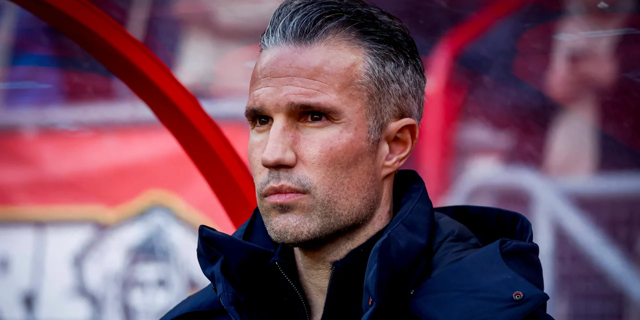 Robin Van Persie Hadapi Tantangan Berat Di Feyenoord