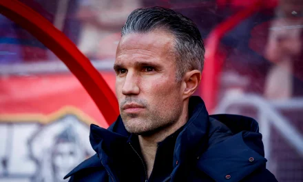 Robin Van Persie Hadapi Tantangan Berat Di Feyenoord