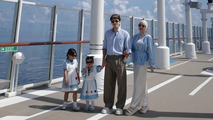 Atta, Aurel, Dan Anak-Anak Liburan Seru Di Disney Cruise
