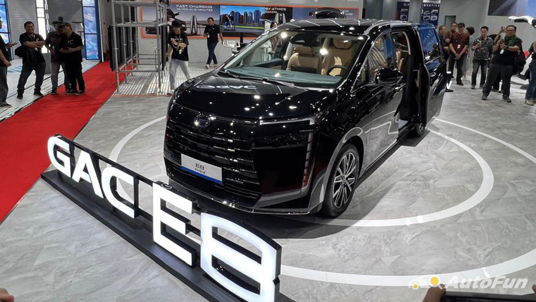 Wuling E8: Gaya Modern Dan Futuristik Khas Mobil Listrik