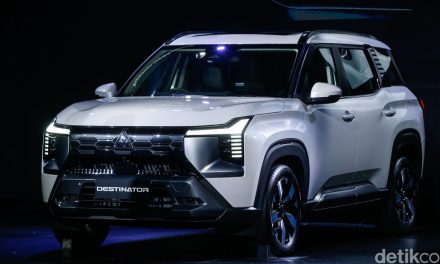 Juara Baru SUV! Mitsubishi Destinator Unggul Di Semua Sektor