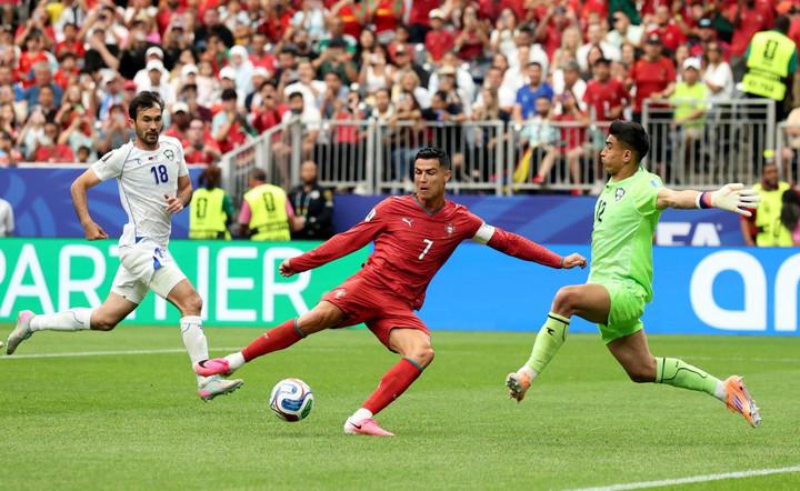 Hujan Gol! Portugal Libas Uzbekistan 5-0 Di Laga Grup K