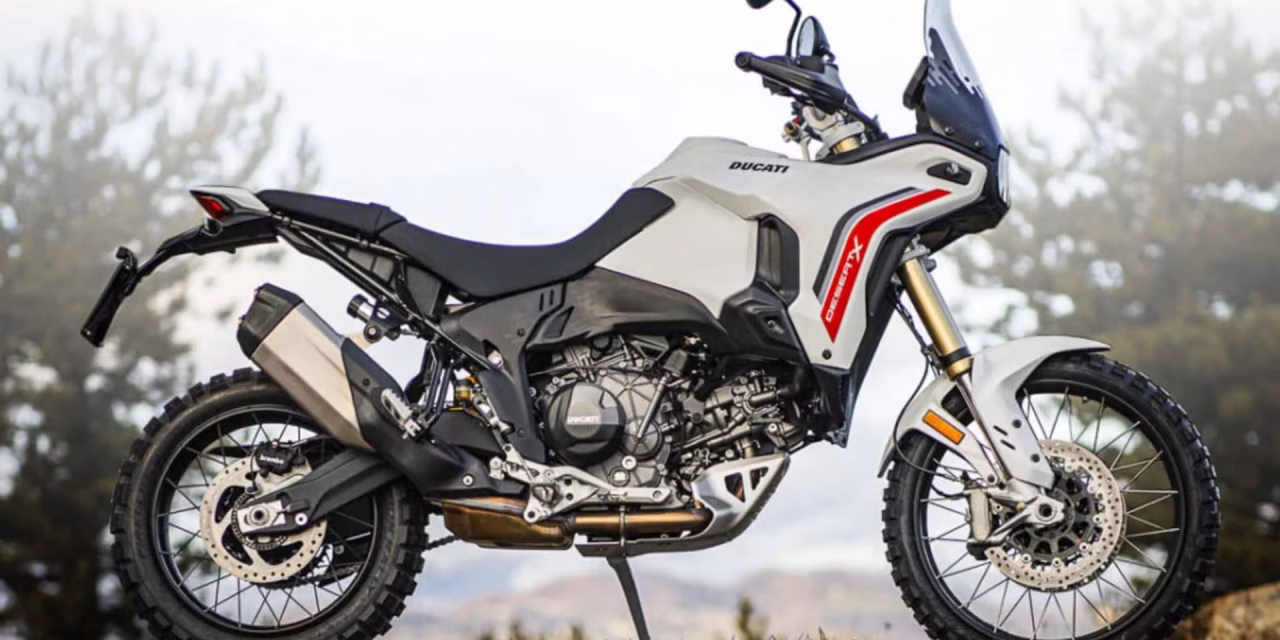 Tangguh Dan Stylish! Ducati DesertX V2 2026 Jadi Idola Baru