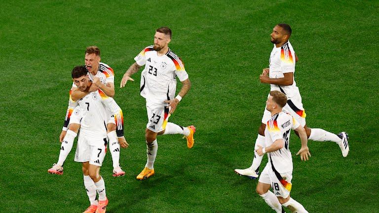 Skor Telak! Jerman Ulang Momen Ikonik Saat Melibas Brasil