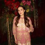 Drama Rumah Tangga! Sarah Gibson Pilih Fokus Pada Anak