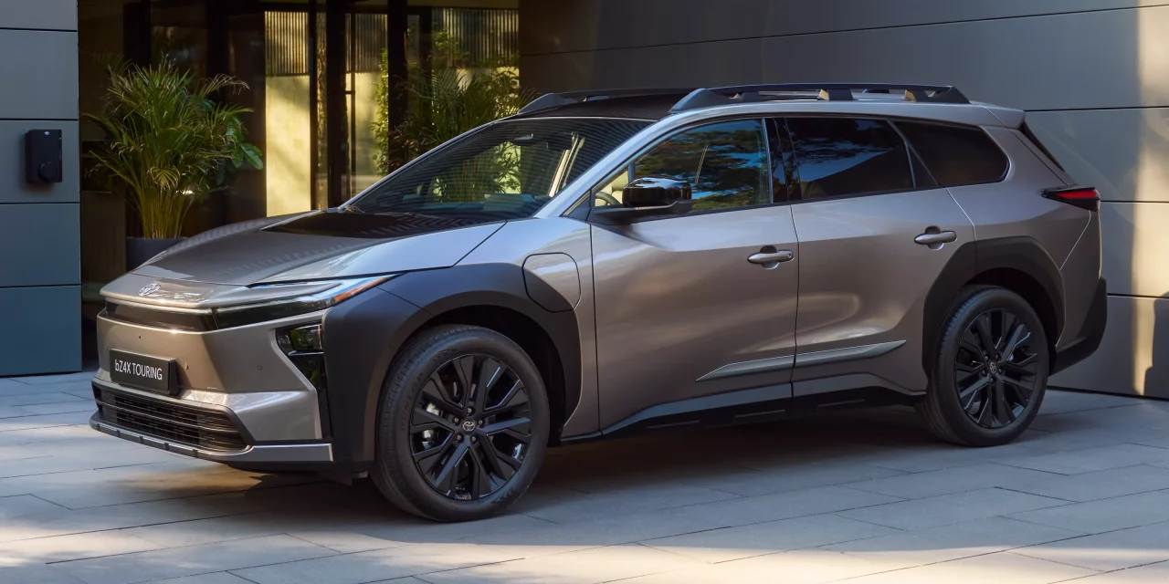 Toyota bZ4X Touring Terpantau! SUV Listrik Ini Siap Gebrak Pasar