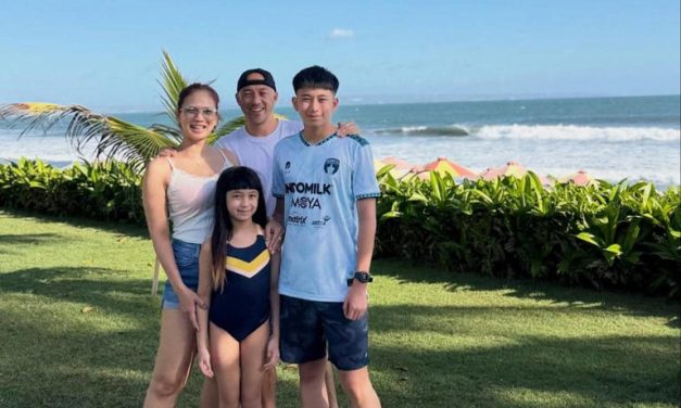 Liburan Impian! Kinaryosih Dan Keluarga Tampil Mesra Di Bali