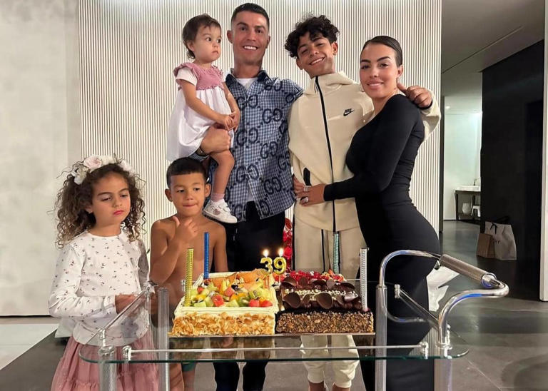 Akhirnya Menikah! Perjalanan Cinta Ronaldo Dan Georgina
