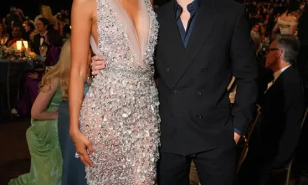 Makin Romantis! Zendaya &Tom Holland Tunjukkan Gaya Serasi