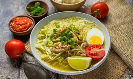 Makanan Unik Soto Dengan Kuah Kuning