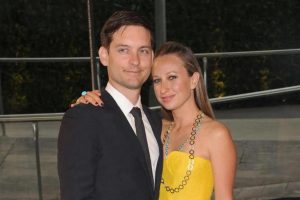 Setelah 10 Tahun! Tobey Maguire & Jennifer Meyer Resmi Bercerai