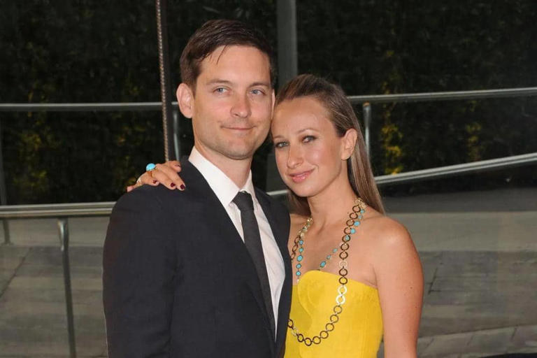 Setelah 10 Tahun! Tobey Maguire & Jennifer Meyer Resmi Bercerai