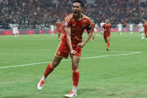 Persija Tundukkan Persik 2-1, Rizky Ridho: Rumput JIS Lebih Baik