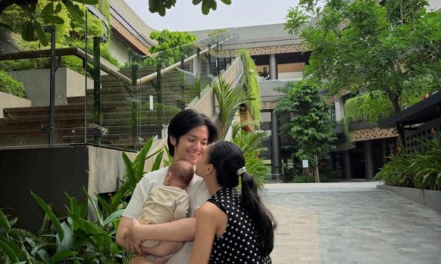 Bikin Gemas! Angga Yunanda & Shenina Kompak Mengasuh Baby